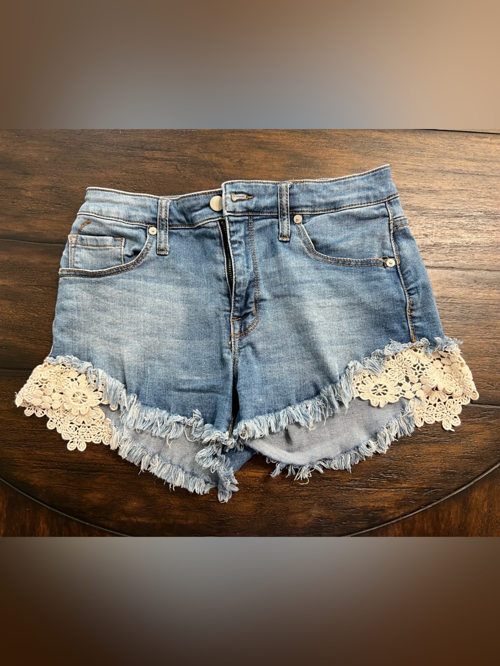 Mossimo Supply Co. Women’s Denim Shorts Crochet Detail Size 8/29 2” Inseam Boho